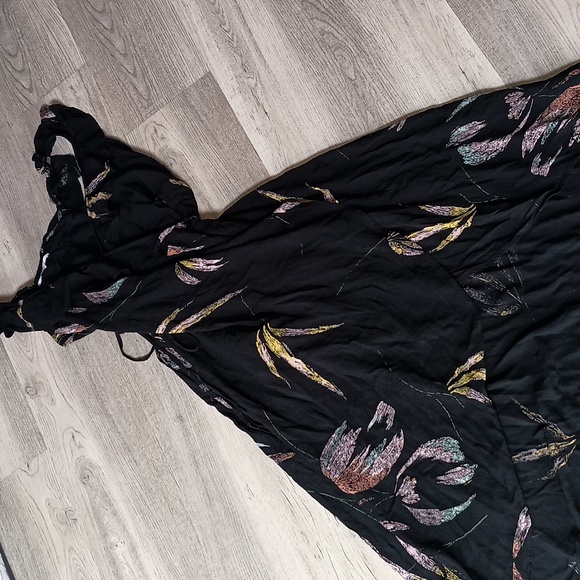 O'Neill Alana black MIDI wrap dress size medium - Picture 4 of 8